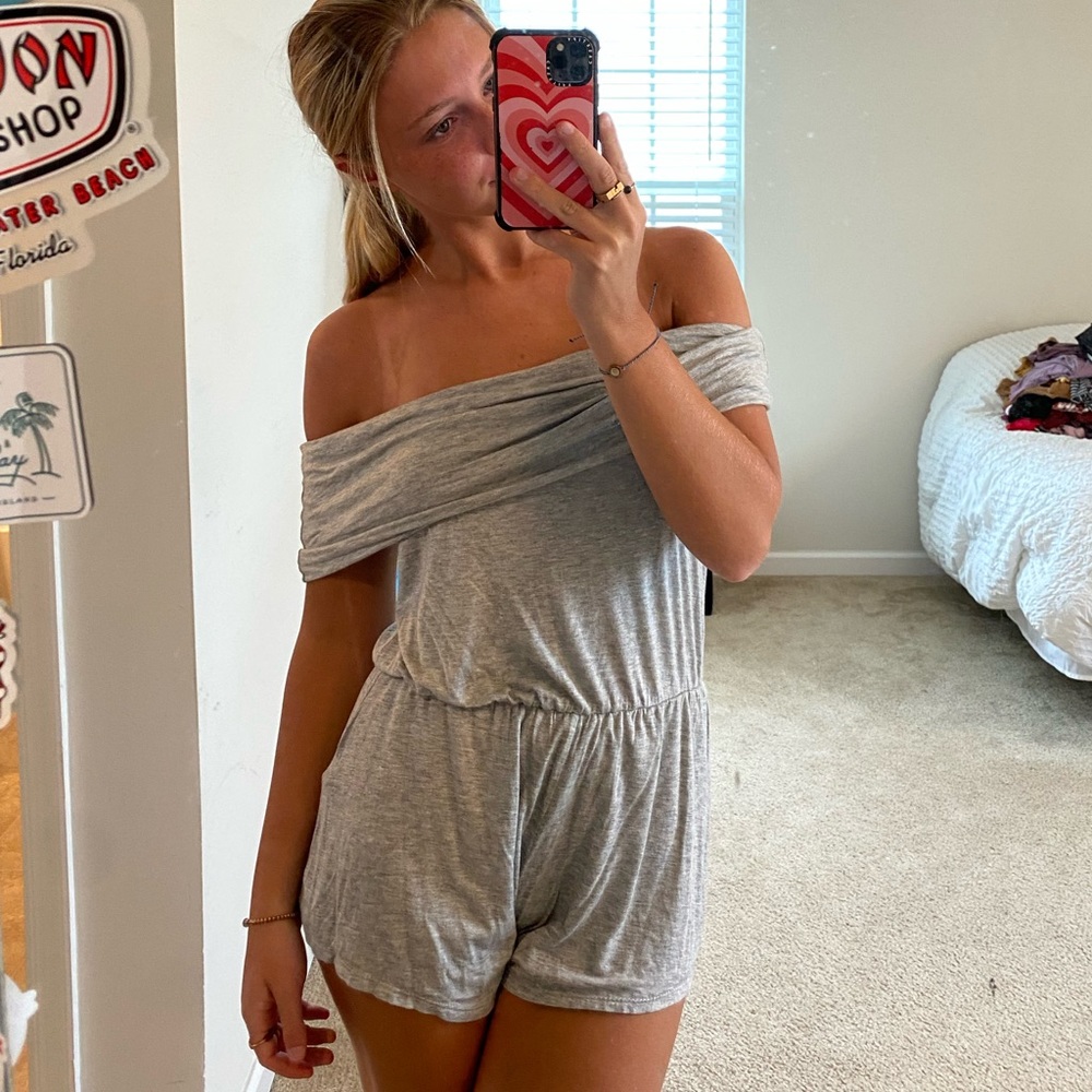 CUTE gray romper